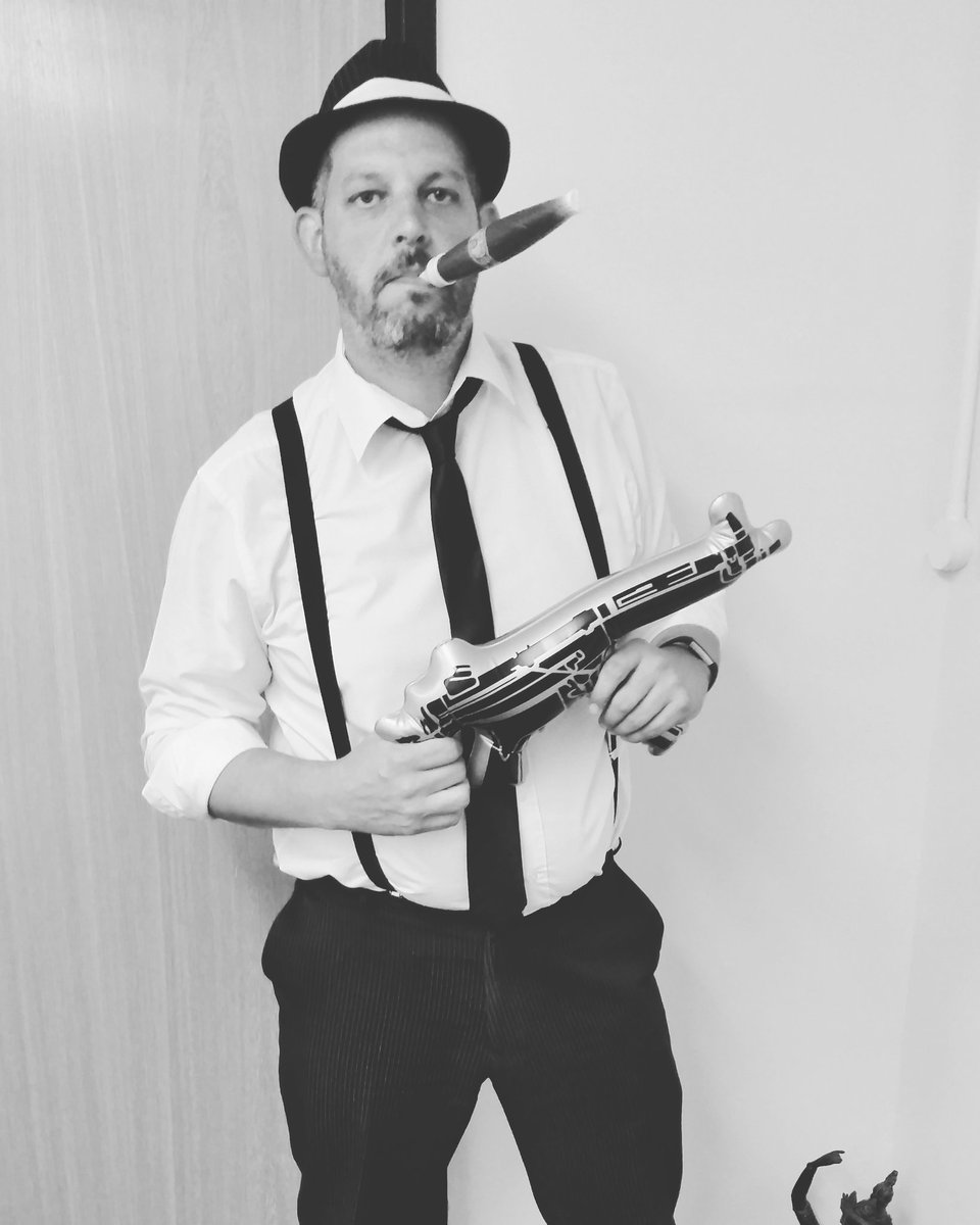 NAbbotCollege's tweet photo. #NACNews There's always that one audience member who gets a *little bit* over excited on opening night. @pdcornish76 #chicago2019 #gangstacornish #killercostume https://t.co/b1In5dM5Ra