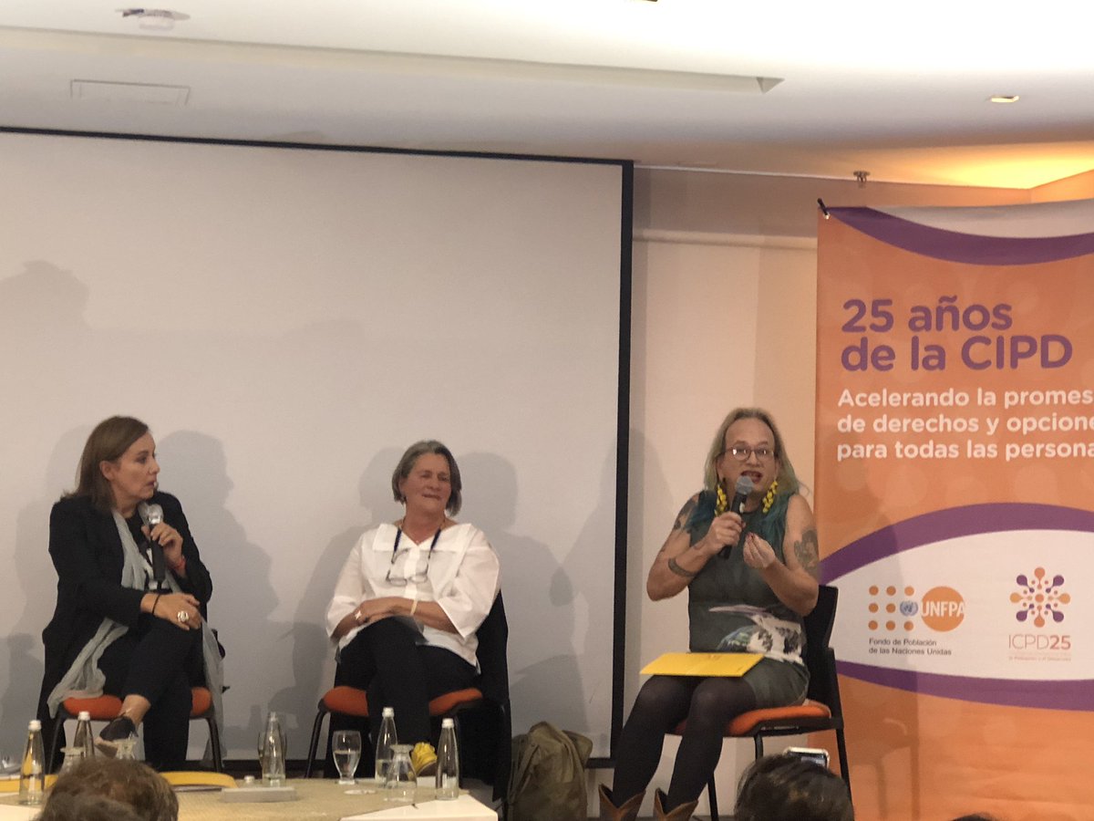 MariaAntonia_L's tweet photo. 👩🏽🦱👩🏻🦰👩🏻👱🏻♀️Ya hice CrossFit con el alma. #DíaMundialDeLaPoblación @UNFPAColombia #YoMeSumoDMP #DMP2019 Conversaciones llenas de valor sobre derechos sexuales y reproductivos. 💜 https://t.co/dEmvdAMG5p