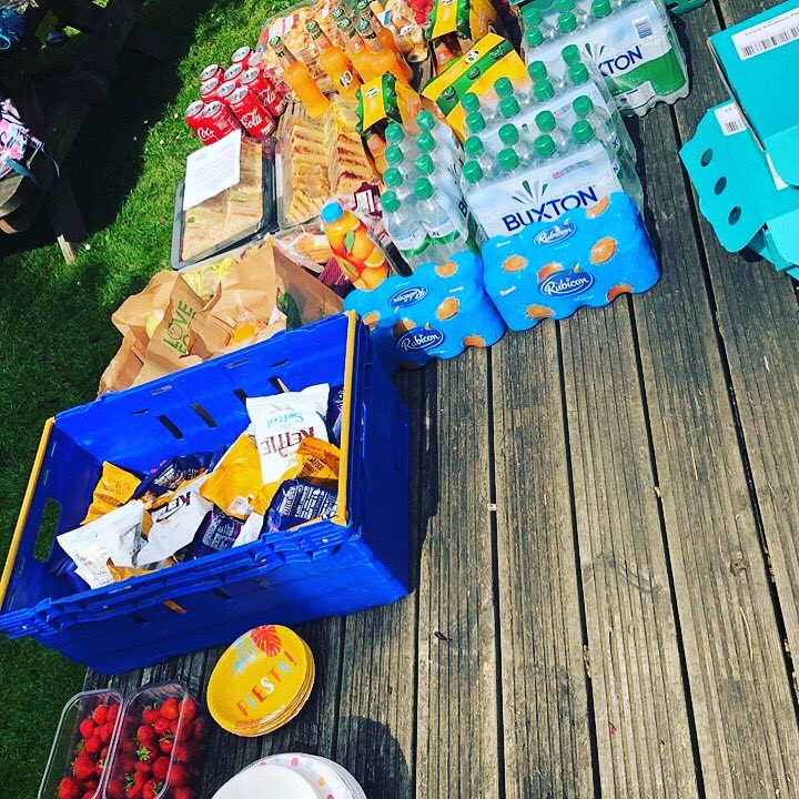 MatarikiGCP's tweet photo. The @MatarikiGCP Forum 2019 ended with a picnic in the British summer sunshine! We have lots to reflect on, plans for practical action, and lots of new friends. Watch this space! #MatarikiDU19 #empoweringlearners #GlobalCitizenship https://t.co/JEFQSNgl2V