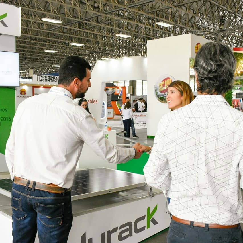 alurack_co's tweet photo. ¿Sabías que el aluminio se considera el metal eterno? Con nuestras el óxido no es una preocupación #ExpoSolarColombia2019 #ExpoSolar https://t.co/uL81LFNPZe