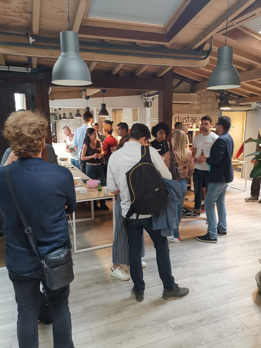 Marjolaine_D's tweet image. L&apos;apero @Clustaar_SEO est ouvert ! #event #seo #dataseo 🍻