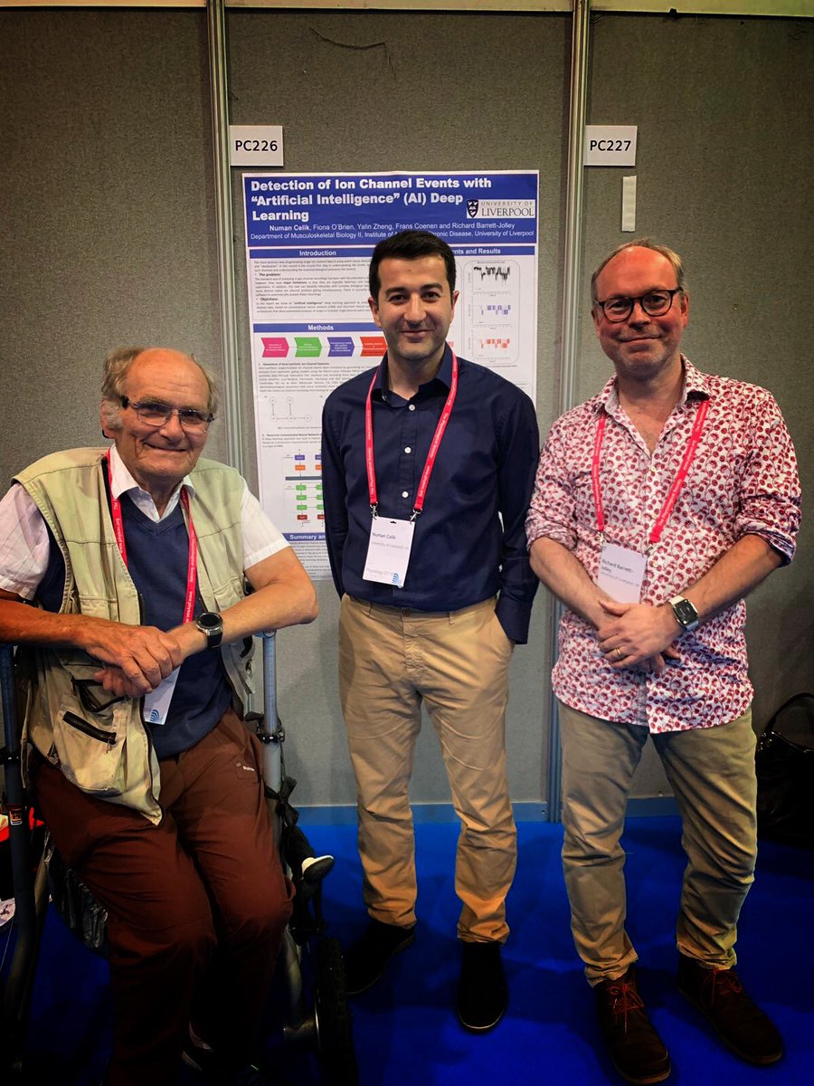 <a href="/ThePhySoc/">The Physiological Society</a>: really thrilled to have <a href="/david_colquhoun/">David Colquhoun on Bluesky 🇺🇦 💙</a> visit our #ionchannel AI detection poster this week at #Physiology2019
<a href="/numanchelik/">Numan Çelik</a> this simple gesture made a lot of difference!