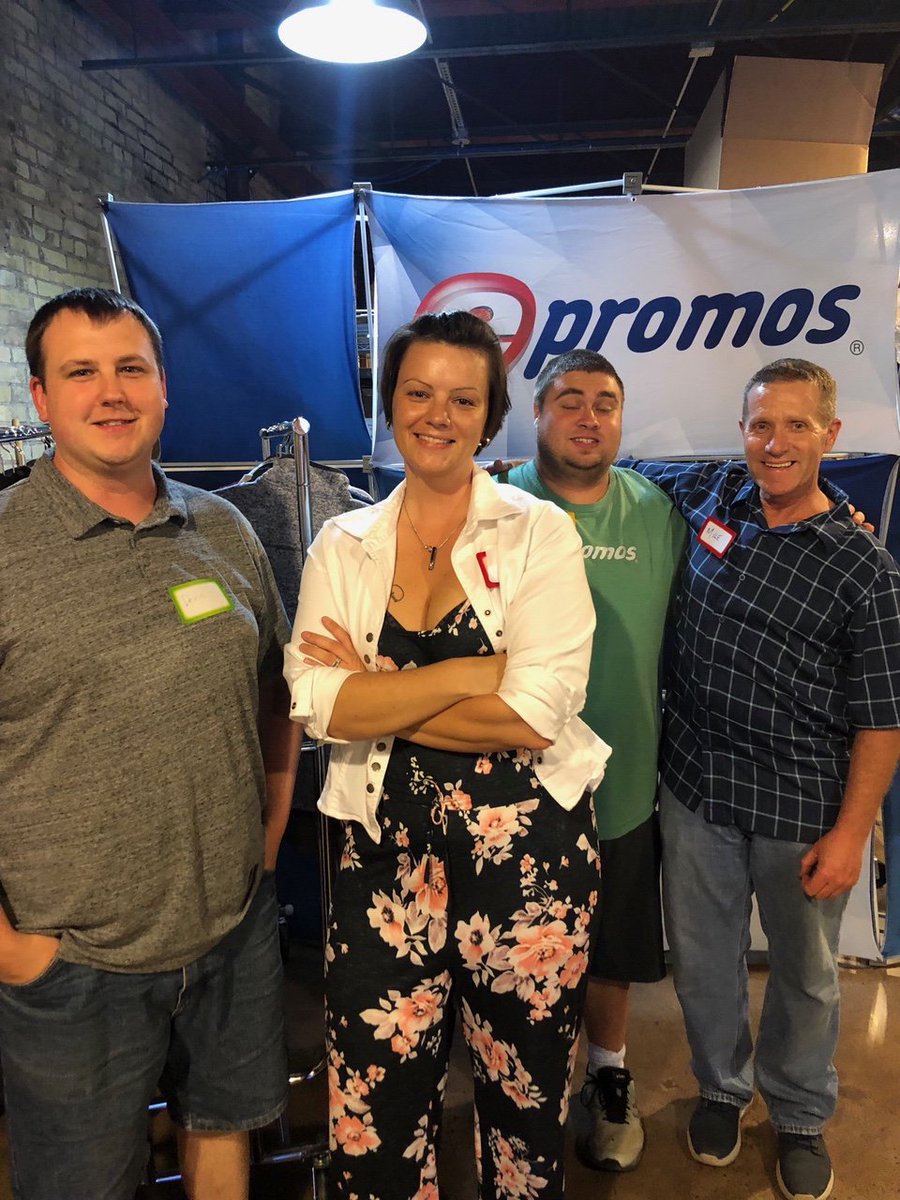 epromos's tweet photo. The MN Events Committee held an ice cream social in the office on Wednesday. We had dilly bars from @DairyQueen and took a little time out of the day to play an interactive ice breaker to welcome our newest hires to the office. So much fun! #epromosculture https://t.co/u4FjCdKfbM