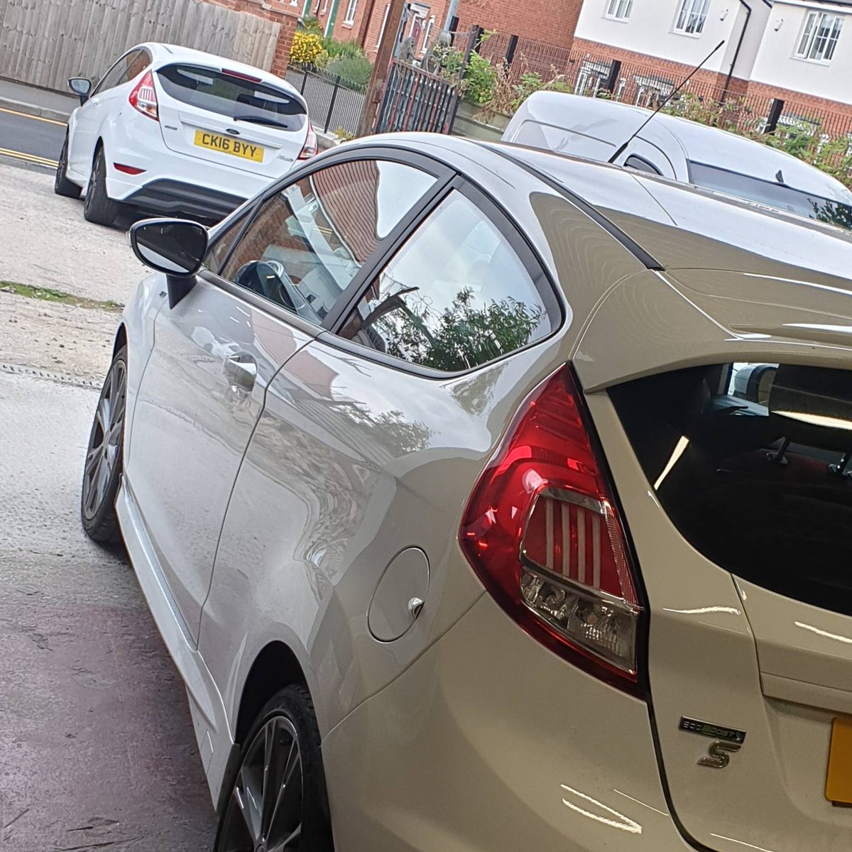 OptimaRemapping's tweet photo. It would seem it's all about the white Fiestas this week, 3 whites in 2 days. 

108bhp to 159bhp Stage 1
128bhp to 162bhp Stage 1

Ford Fiesta Stage 1 Performance Remapping from £73.75 a month over 4 months. https://t.co/9w9V4sm73k