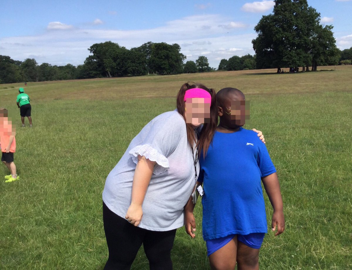 ForestAppAcad's tweet photo. What a wonderful weather we had today for our Neon Fun Run. Everyone tried their best and run around the Manor. Well done to all! 🏃🏻‍♂️🏃‍♀️ https://t.co/hv6mWJjQgW