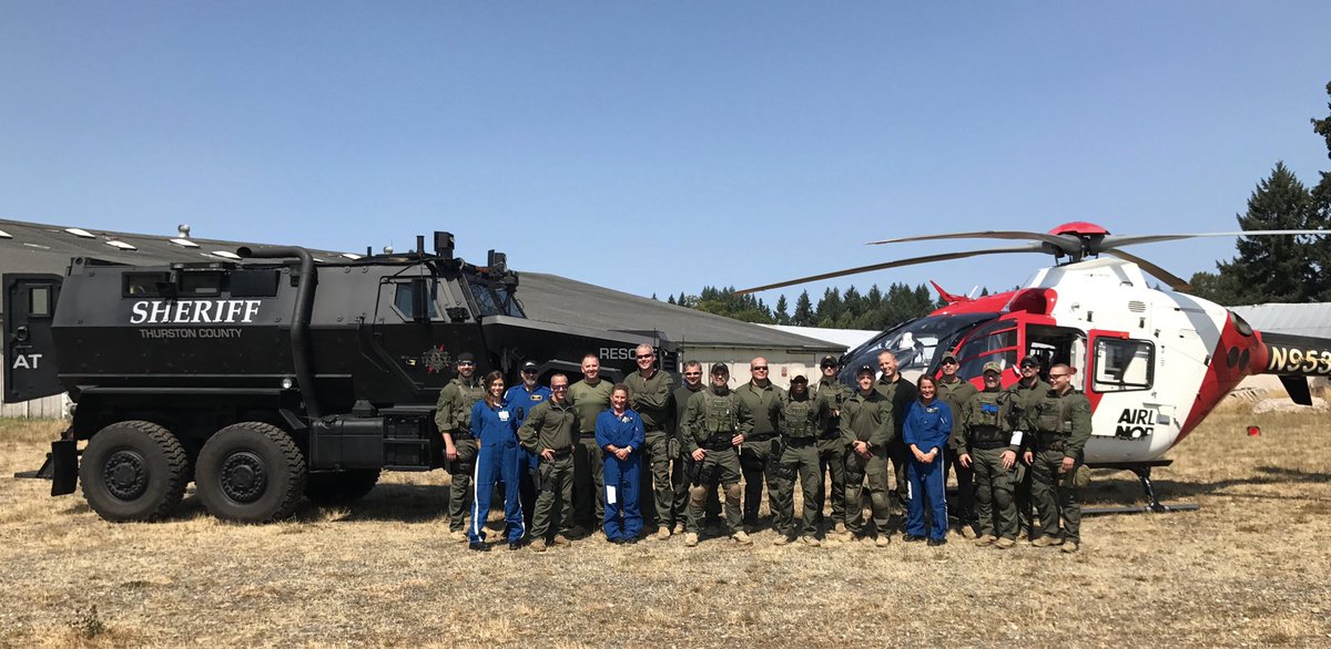 UWashEM's tweet photo. Considering a career in EMS medicine and medical direction? 

The #UWashEMS Fellowship is currently accepting applications for the 2020-21 academic year.

More details —> https://t.co/Qh5HACG9sM https://t.co/PvzdAai4Fd