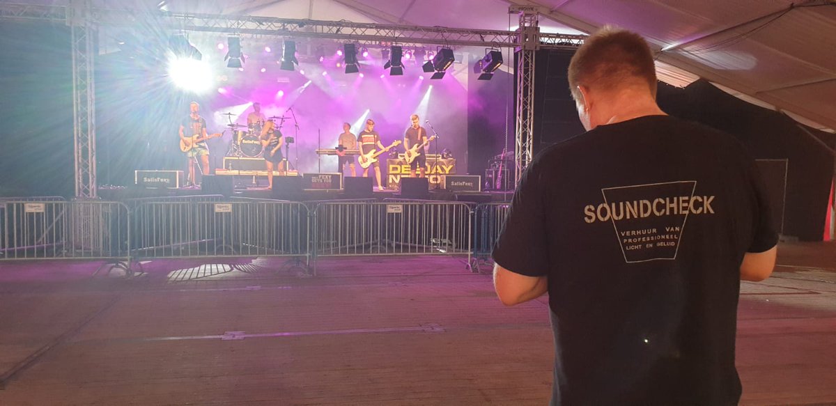 Soundcheck van <a href="/Dijkfeest/">dijkfeest</a> voor <a href="/wimpbnevents/">pbnmusicevents</a> met de band Satisfexy