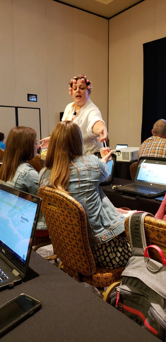 MrNunesteach's tweet image. Getting schooled on #graphdesign at #schoologynext ....
Look at her great outfit!
Reminds me of @MarciaMentor or @burgessdave in #tlap!
@dbc_inc @TaraMartinEDU @jmattmiller @tishrich #edchat #edtech #WeareCue #ditchbook