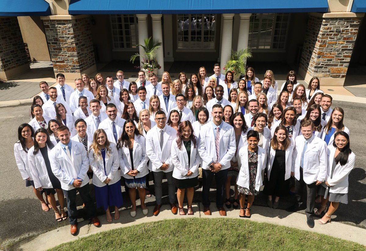 DukeOrtho's tweet photo. Congratulations to @Duke_DPT #Classof2020 who received their White Coats today! Thank you to Dean @MaryEKlotman for serving as the keynote speaker for this monumental event!  @DukeMedSchool 

📷 credit: @huthphoto https://t.co/6MDQxWdRRB
