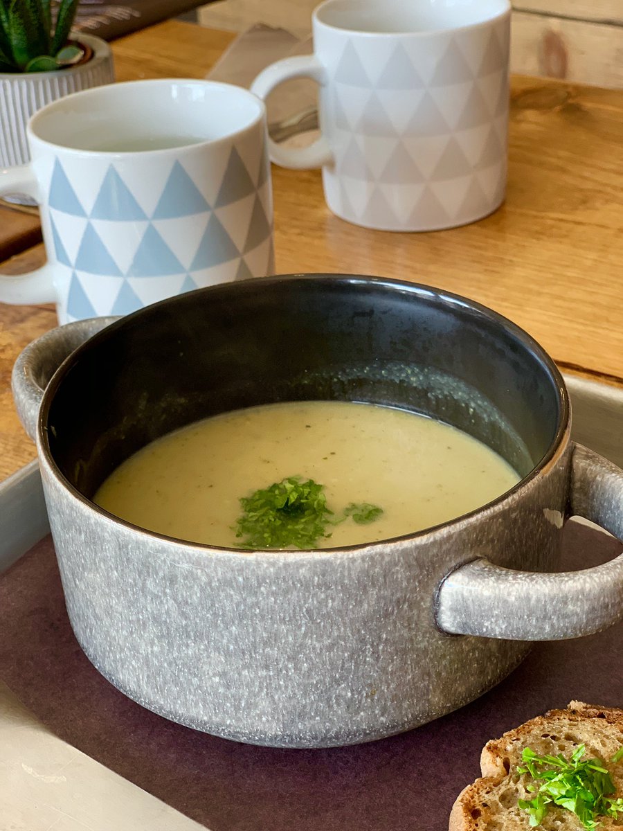A gem in Bracebridge... Shine Plant Based Kitchen. Delicious, vegan, gluten-free.
#Muskoka #Bracebridge #ShinePlantBasedKitchen #vegan #glutenfree