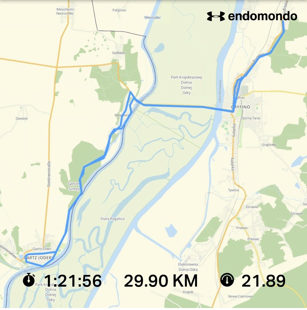 AdePayor04's tweet photo. Dobry wieczór 😎 roweru dawno nie było...ale Kręcimy kilometry Dalej 😁 i znowu w NRD 🇩🇪💪🚴 #kreckilometry https://t.co/MINNbJe3RI