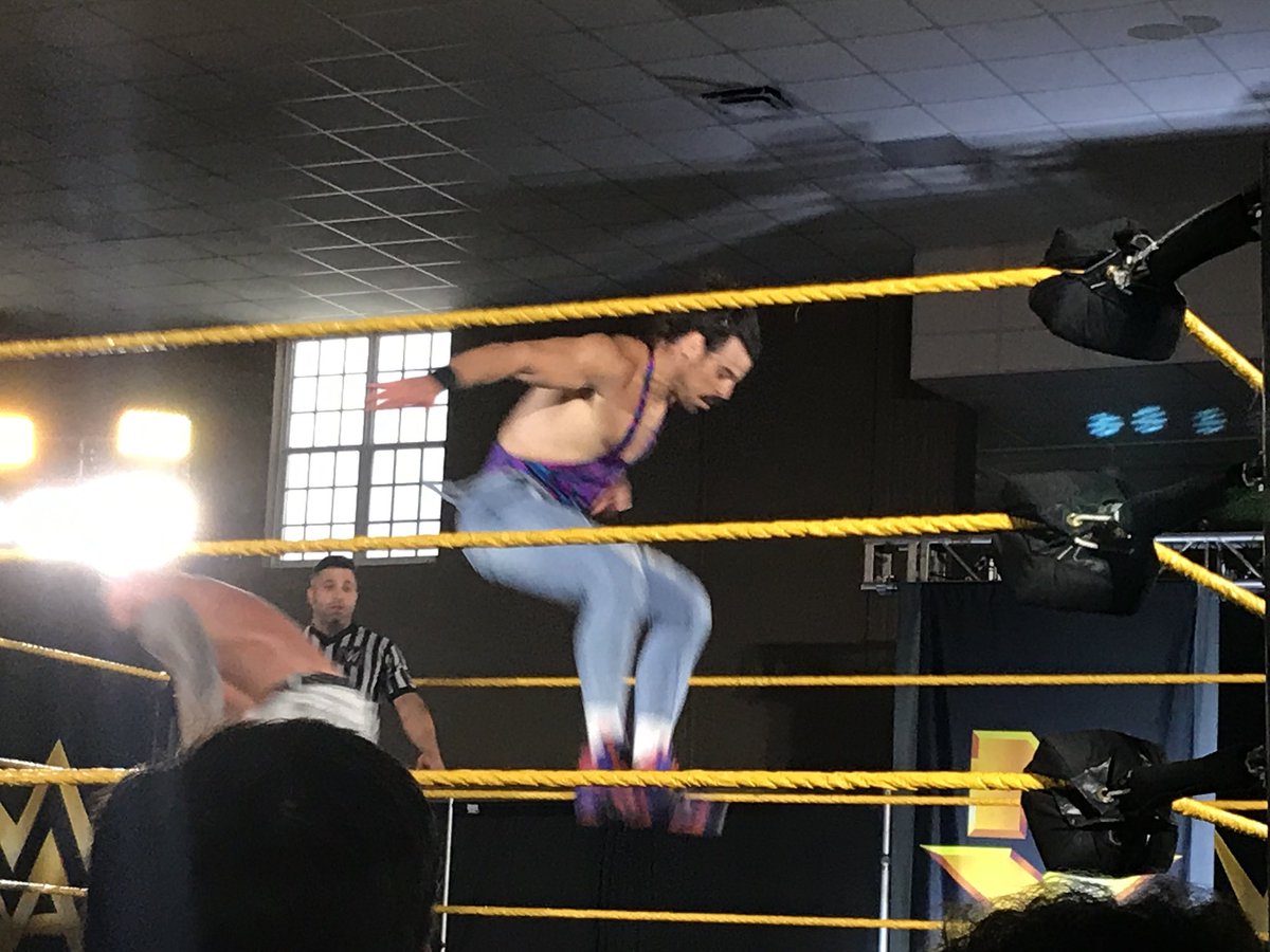 First match of the night @rikbugez #nxtwinterhaven