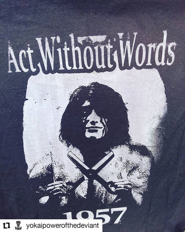 ArtEthos's tweet photo. #Repost @yokaipowerofthedeviant
• • • • • •
This design is referencing and giving a hat-tip to the performance "Act Without Words" that was first performed in 1957. A performance that I believe demonstrates beautifully humankind's ability for limitless compassion and mon… https://t.co/1JggAWwF8m