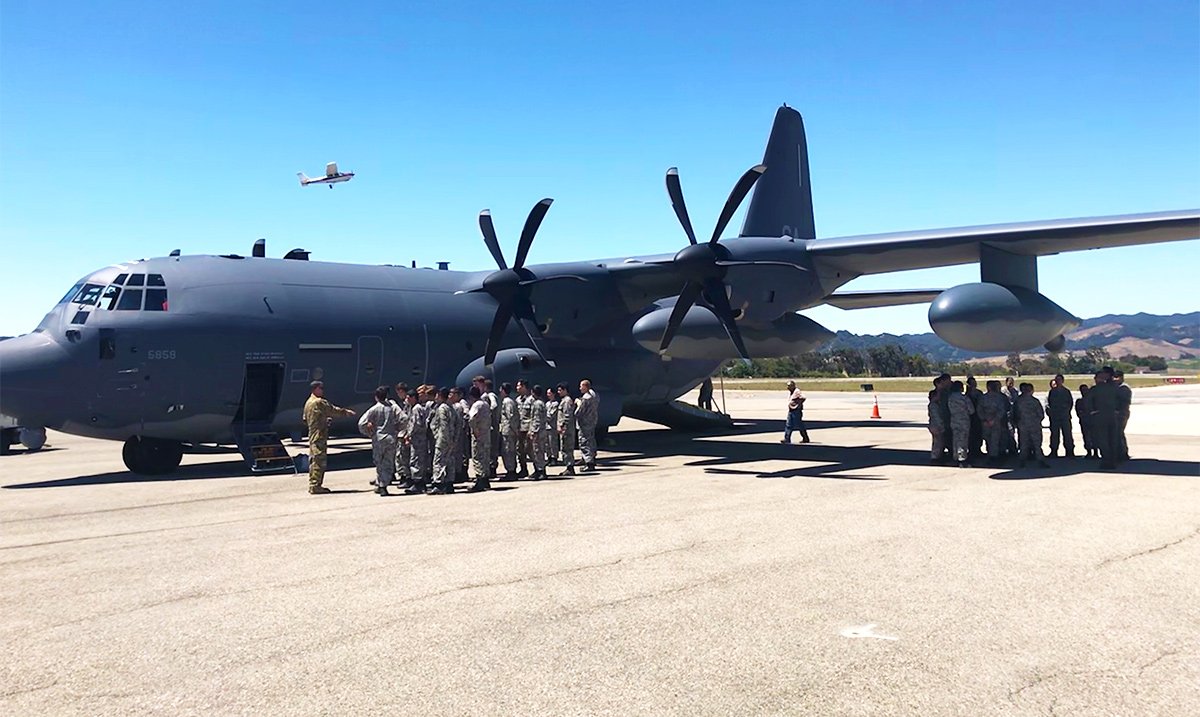 FlyACIJet's tweet photo. We were thrilled to play host today to the California Wing cadets of the Civil Air Patrol! 
Glad to have you all here for a visit! 
#CivilAirPatrol #CAP #CAPCW
https://t.co/awgupsH56i
https://t.co/TRPQyXer7f
https://t.co/N4pzKaiu3Q
https://t.co/leFtIgGGLm https://t.co/oKpAEKvKCj