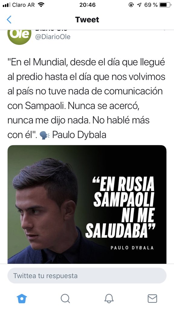 Mirá que lo odio al pelado, eh. Pero, ¿cómo va a saludar a alguien que no existe?