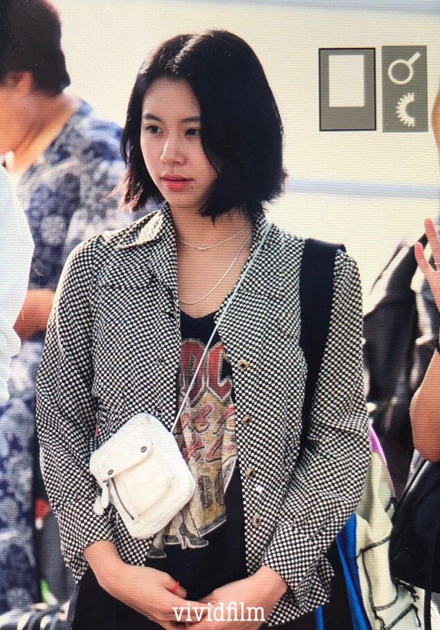 vividfilm0423's tweet image. 190712 또봐💕 #채영 #chaeyoung