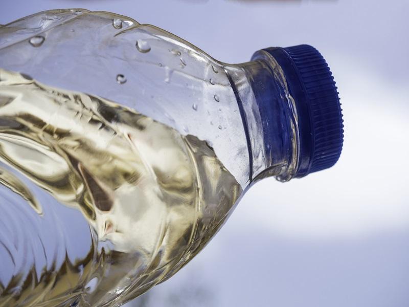 PVUMC's tweet photo. Donate bottled water during VBC and on Sundays to help the homeless in the Phoenix heat. #ThursdayThoughts #HeatRelief #Water https://t.co/iF5hmezgp1 https://t.co/4sMmkp2Onf
