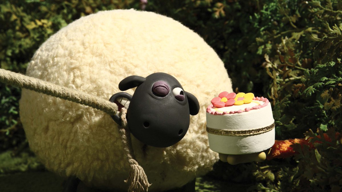 ひつじのショーン 公式 今日は デコレーションケーキの日 なのだそうです シャーリーの目の前に美味しそうなケーキが この誘惑に勝てるでしょうか ひつじのショーン 公式 今日は デコレーションケーキの日 なのだそうです シャーリーの目の前に美味しそうなケーキが この誘惑に勝てるでしょうか