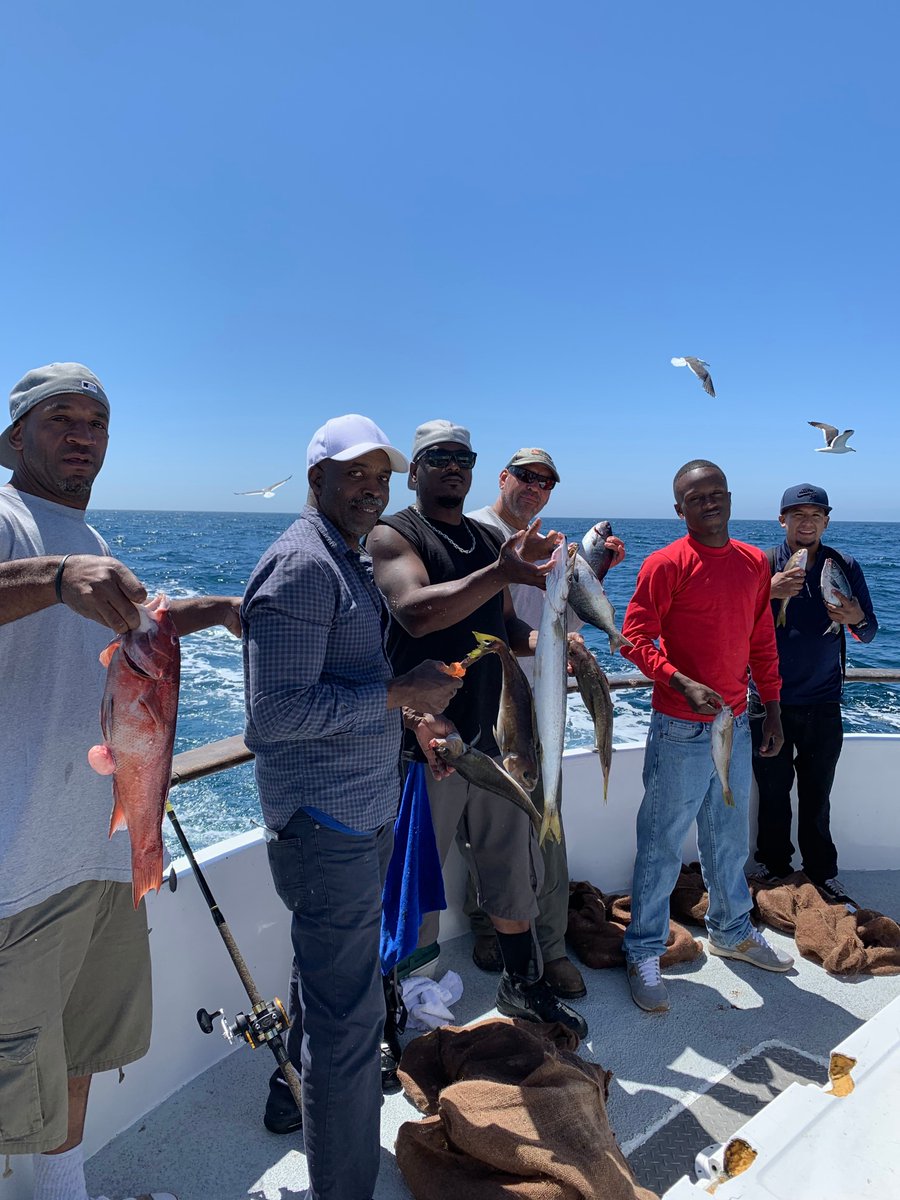 pankowbuilders's tweet photo. #MSP & Pankow Precast Erection crew celebrating the completion of three consecutive projects with a fishing trip! #PankowProjects #MidstatePrecast https://t.co/NTsw1ZxKo0