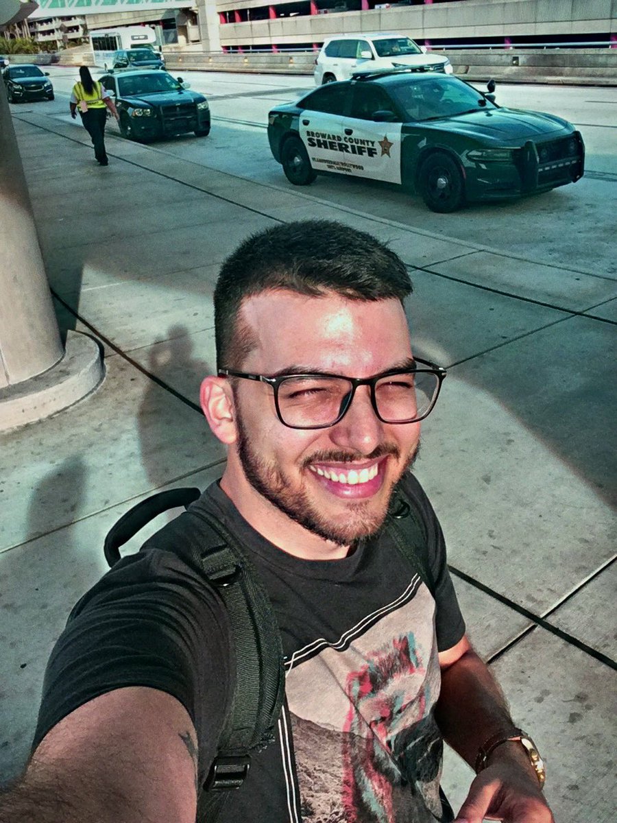 lobo_ph's tweet image. Última parada antes de Washington pro #ADE2019 #institute #AppleDistinguishedEducators usando #filtroMiami do app #Quickshot