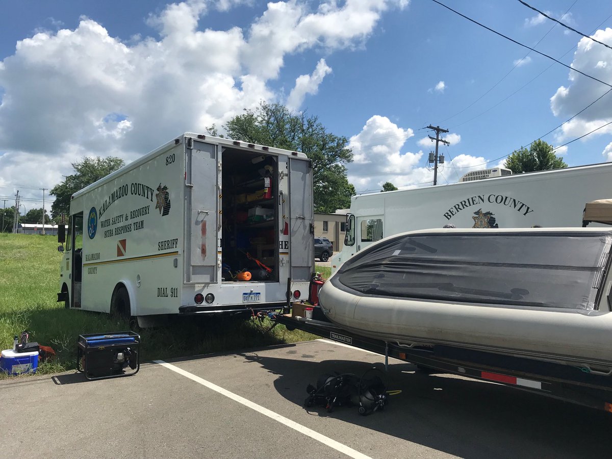 Gorgeous day in Battle Creek today.  The Kalamazoo County Sheriffs Office Dive Team practiced with all of our 5th District partners.