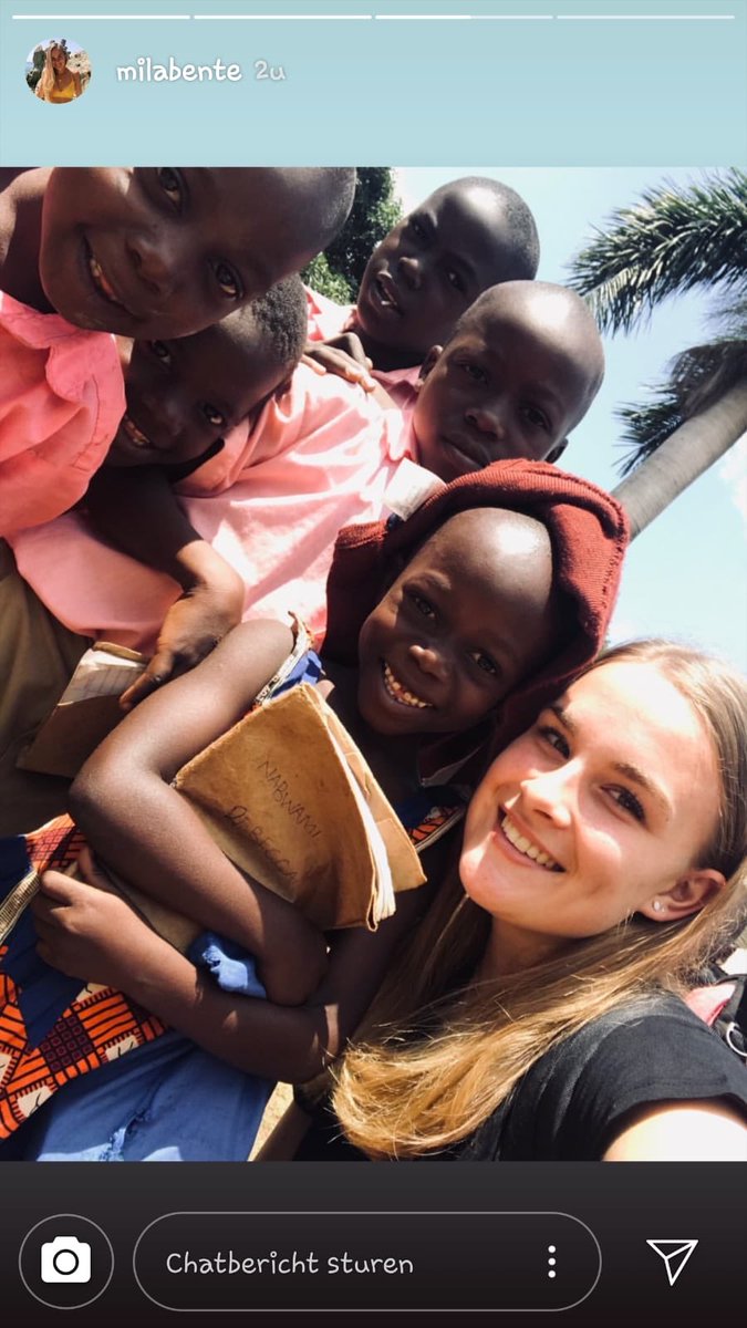 M_Arling's tweet photo. ... en dan ben je als vader best wel #trots en blij. Dochter #Mila met 2 studentes #paboemmen @nhlstenden in Uganda
#toppertjes https://t.co/wtIQIOPCgb