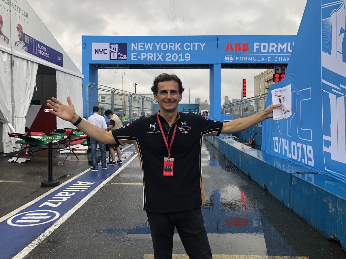 PedrodelaRosa1's tweet photo. Ya estamos en NY #NYCEprix. Es un privilegio llegar a otro final de Campeonato con dos carreras por disputar y ambos Campeonatos por los que luchar. @DSTECHEETAH 💪 https://t.co/wHzsAvSG8w