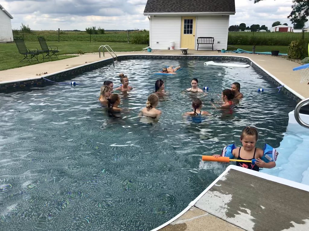 McTeacher5's tweet photo. ๐๐พTaking a break from the gym to have a swim! #4teamvalley #letsgocats #summervolleyball #nfvb https://t.co/Vo5tkKKylY
