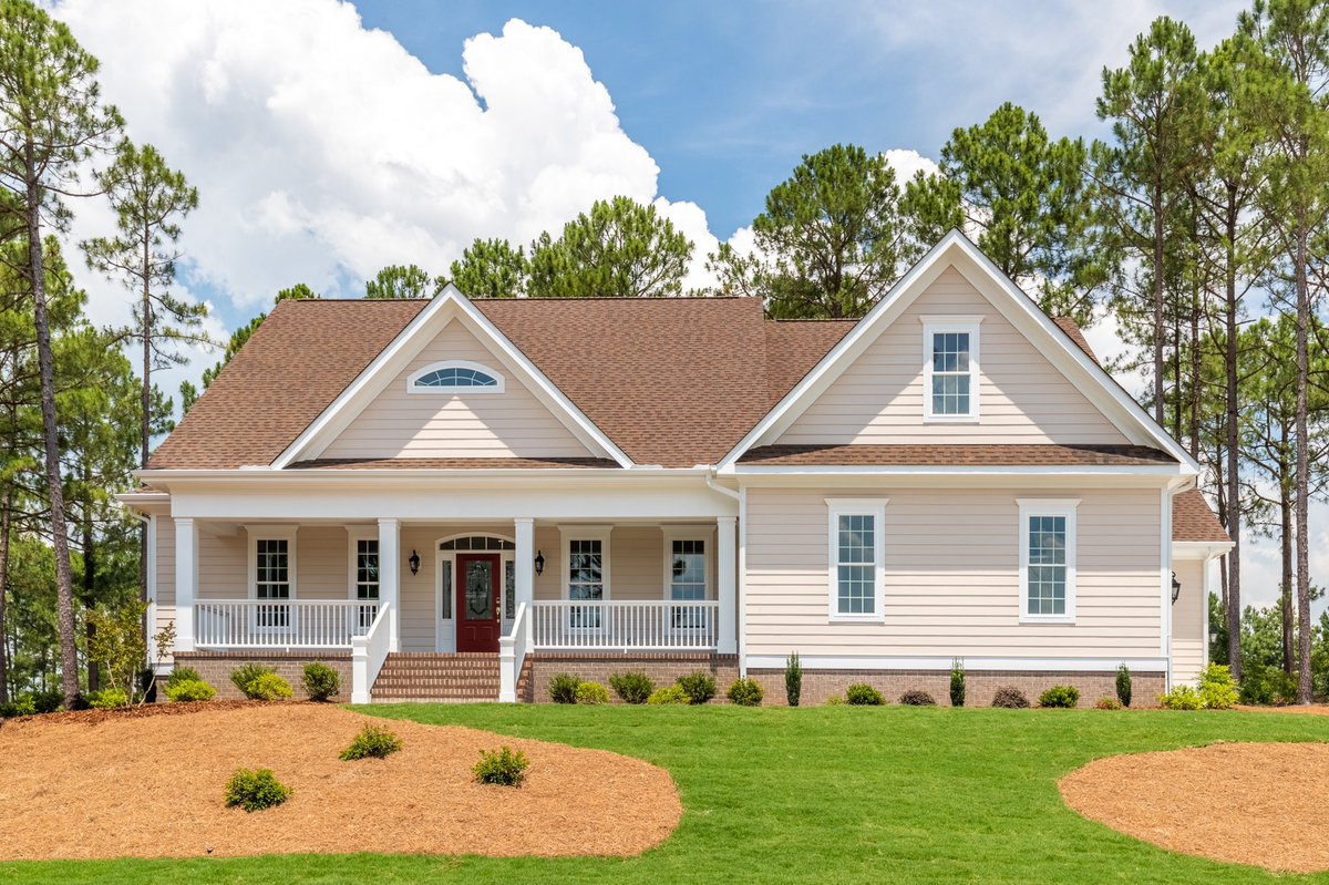 MastersPropInc's tweet image. Congratulations to our newest homeowners! This 3,300 sq ft beauty boasts a lot of great features inside and out! Head over to our @facebook page to see more pictures! #MastersQuality