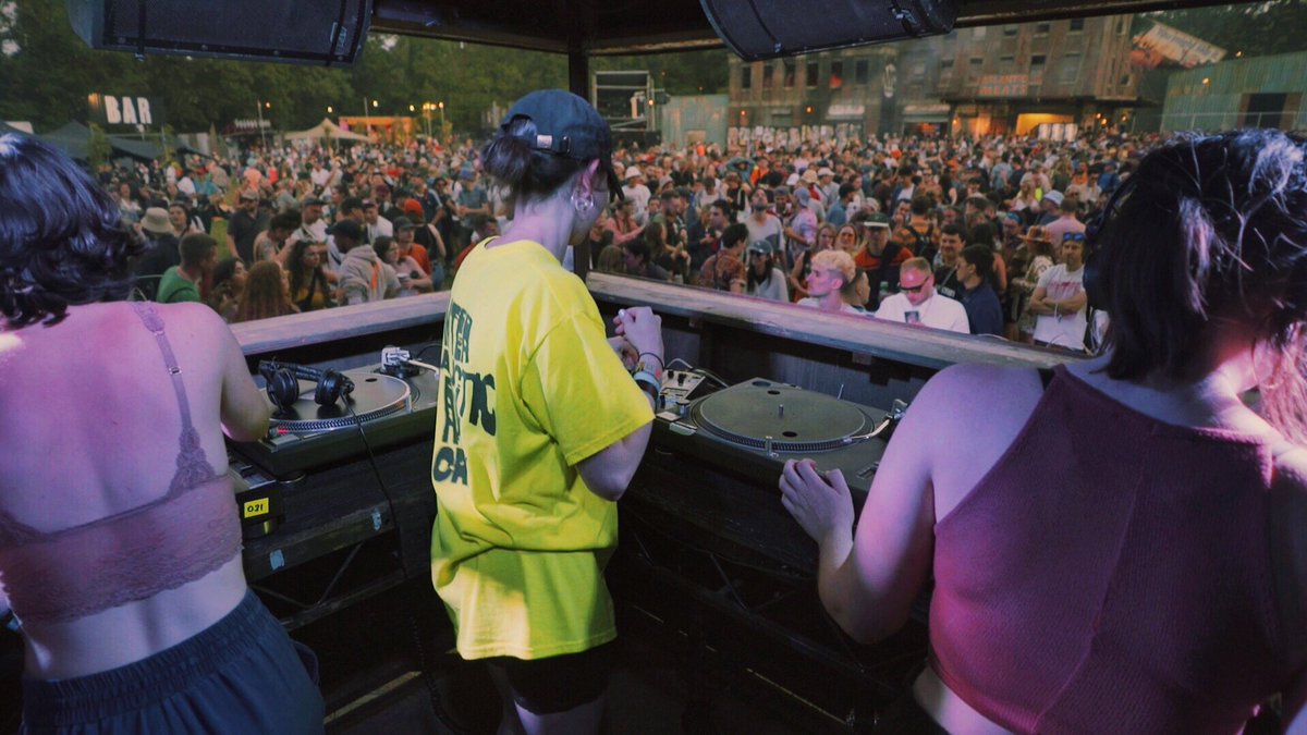 Our set from Genosys @ Glastonbury streaming live NOW on <a href="/NTSlive/">NTS Radio</a> til 10pm 🥳

nts.live ⛏⛏⛏