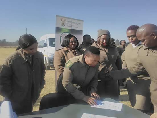 KatlegoNtuli9's tweet photo. @GautengY
Mamelodi youth crime prevention desk  fighting crime and drugs in our school 
#drugs_must_fall
#my_voice_my_safety
#ekse
#GPYCPD https://t.co/y5BaGW1ltY