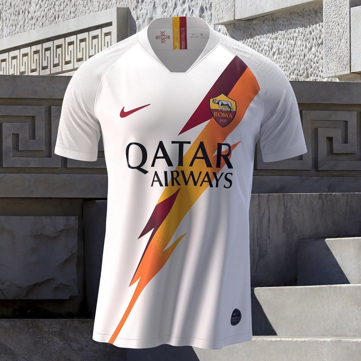 Maillot foot 2010 auf Twitter: "Le nouveau maillot extérieur Nike AS Roma  pour la saison 2019/2020 !… "