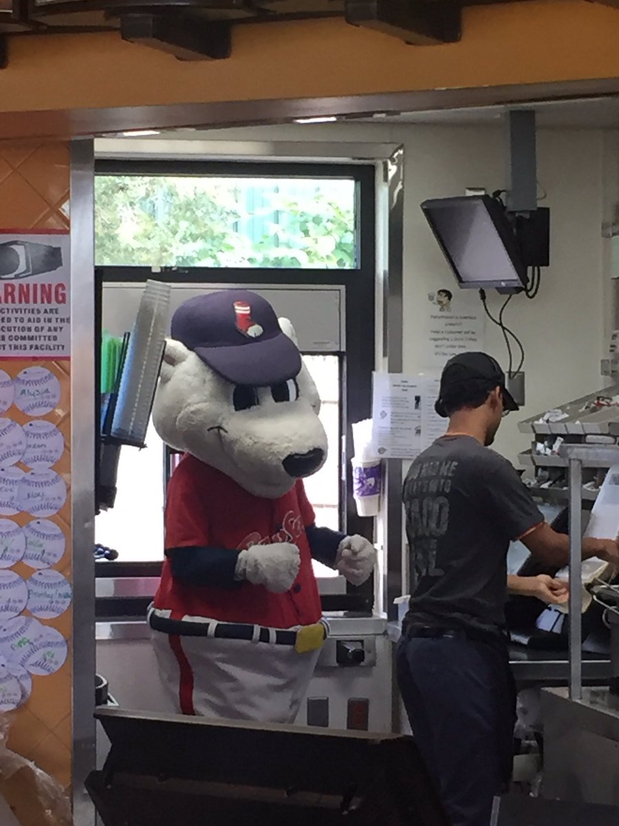 Helping out my friends <a href="/tacobell/">Taco Bell</a> !!! Working the drive thru!!