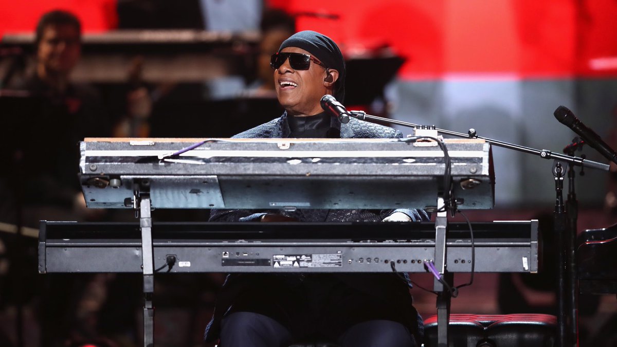 bandjustlikeus's tweet photo. @StevieWonder is Aldi’s version of Andrew 🎹 

New live cover of Signed Sealed Delivered over on Facebook and YouTube, go check it out 👀

Link in bio! 

Just Like Us x https://t.co/v69ZTyYEJz