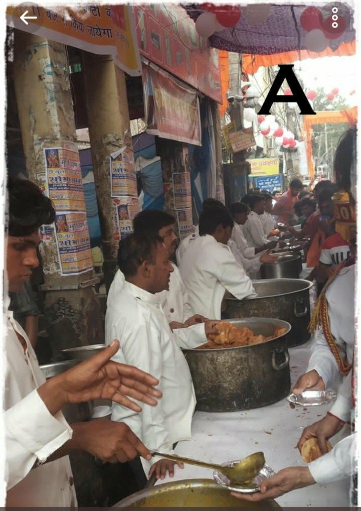 mukeshshah06's tweet photo. @Goldenthrust सर #FakeNews है। सब #photoshop कर रखा है, दुनिया को बेकुफ बनाने के लिए। असली फोटो 👇 ये है । #बिकाऊ_मीडिया #FakeNews #Presstitutes #Congress का किया धरा है #TempleTerrorAttack #templedestroyed #templeattack #temple01 https://t.co/eQj6242O1B