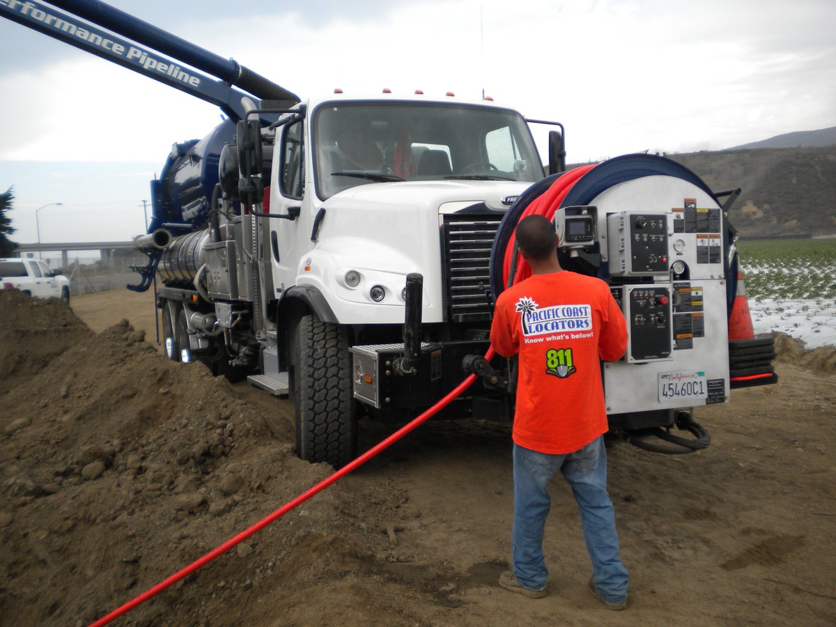 pclocators's tweet image. Let us help on your upcoming project. We are easy to work with. Just email us scope of work. We&apos;ll email you a cost estimate &amp;amp; we&apos;ll get you scheduled. A technician will #locate &amp;amp; mark out #SiteUtilities 4 your job site. We can even provide a map. quote@pclocators.com #SBE #GPR