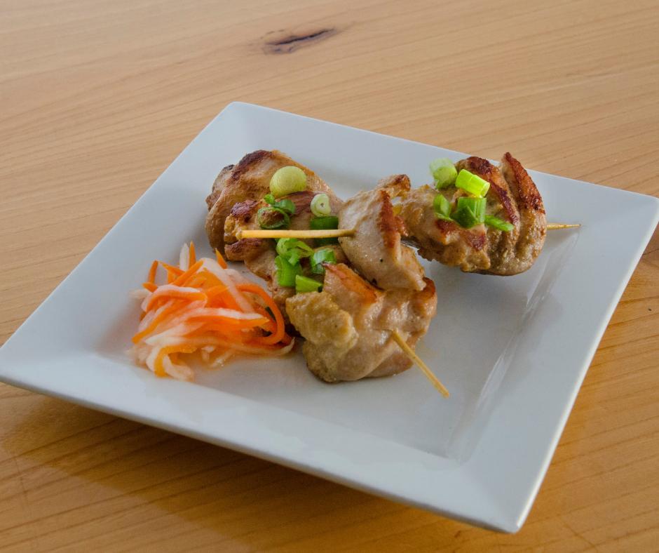 Grilled chicken is now available at Domo! Enjoy fried or grilled chicken with your favorite ramen or rice bowl.🍗  #ramen #donburi #minneapolis #twincities #minneapolis #foodie