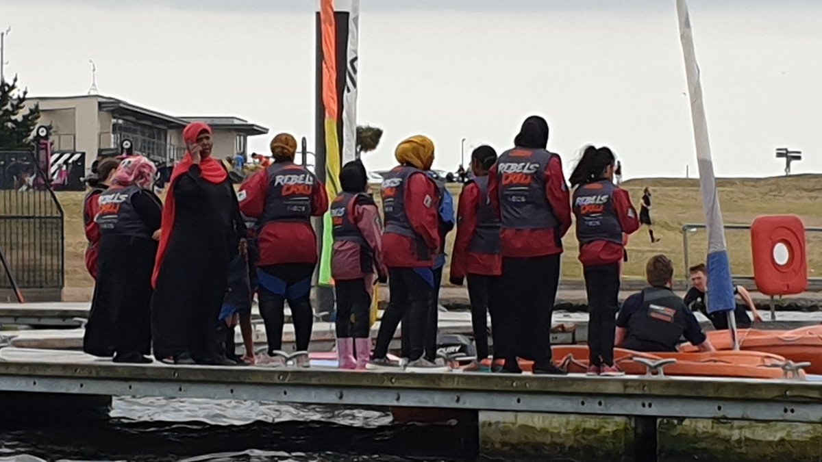 CardiffSC's tweet photo. Thanks to the @1851Trust, @INEOS, @INEOSTEAMUK and @All_Afloat, we have #womenconnectFirst attending for the first of two 6 Saturday courses, with the aim of achieving their #RYA Stage 1 certificate. https://t.co/2MUjfo4tmP