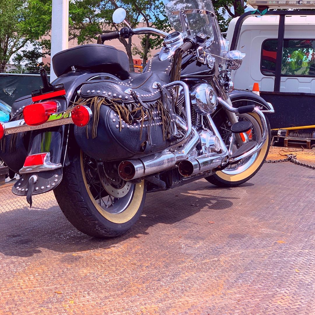 Towing_Miami's tweet photo. Towing A Bike #bike #motorcycle #harley #harleydavidson #bikelife #bikes #biker #towing #miami #work https://t.co/Ku88DZiH8s