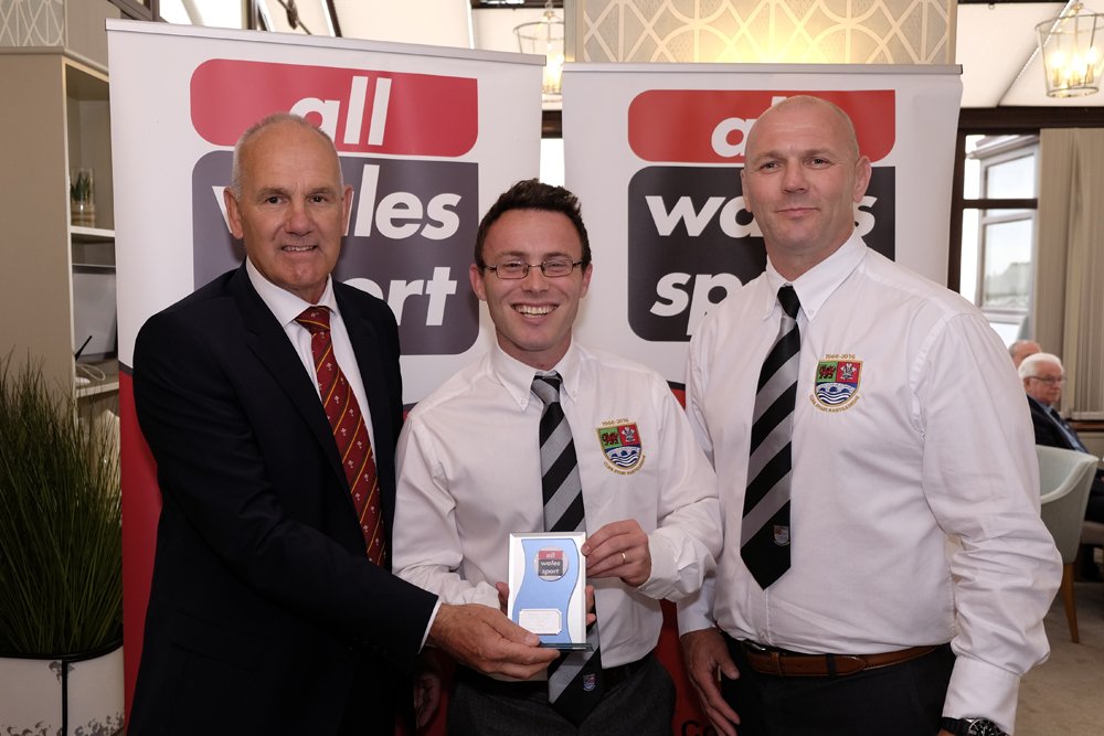 Men’s Rugby Team of the Year award goes to <a href="/NantgaredigRFC/">Nantgaredig RFC</a> 
P22 W22 Division 3 West B 
Semi-Finalists WRU National Bowl
Runners-Up WWRU Bowl
#AllWalesSportAwards presented by Rob Butcher Chairman of <a href="/WelshRugbyUnion/">Welsh Rugby Union 🏴󠁧󠁢󠁷󠁬󠁳󠁿</a> Council
