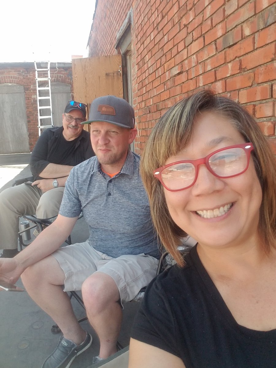 JobXSite's tweet photo. On our roof deck waiting for @UP_Steam #BigBoy, the largest operational steam locomotive in the world 🌎 #ChooChoo #RecruiterLife #TrainNerds #GrandIsland #Nebraska https://t.co/HsgwVzDKhV