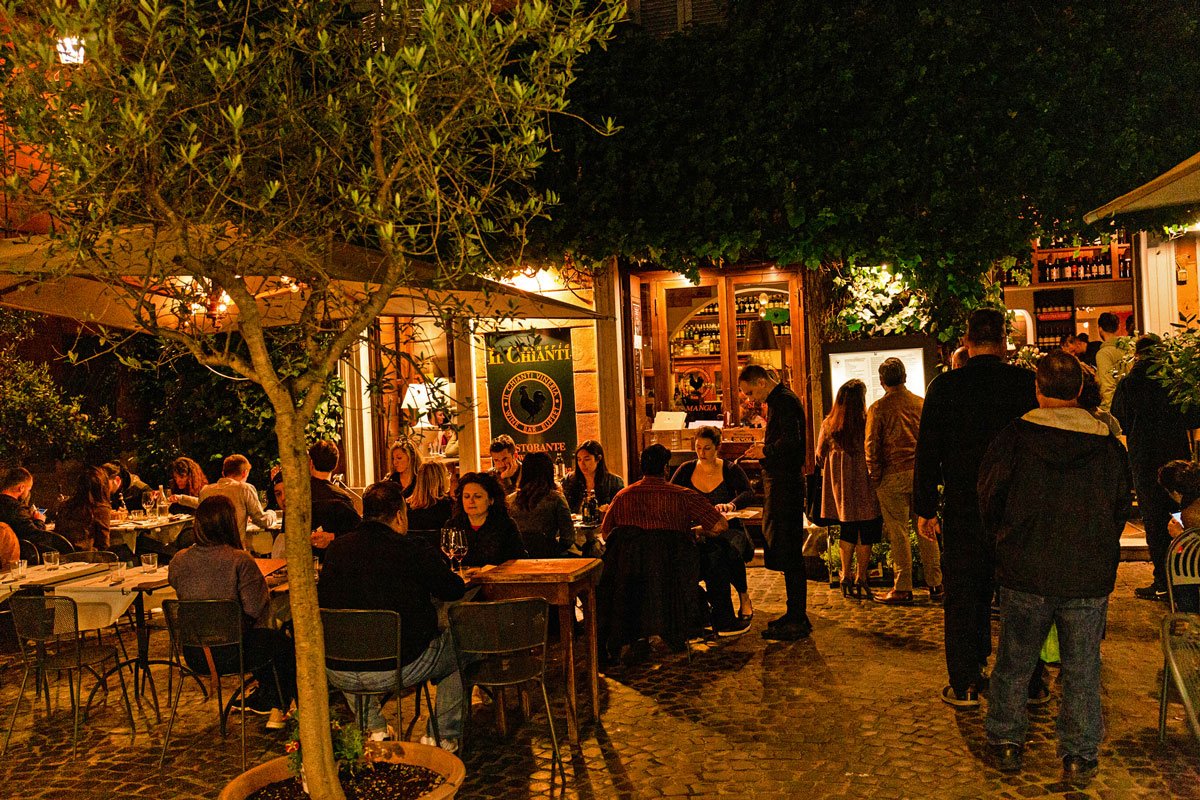 Visiting Rome this summer? Here is our list of the Best Things To Do In Rome — including local picks for what to see and where to eat!

thesavvybackpacker.com/city-guide/thi…