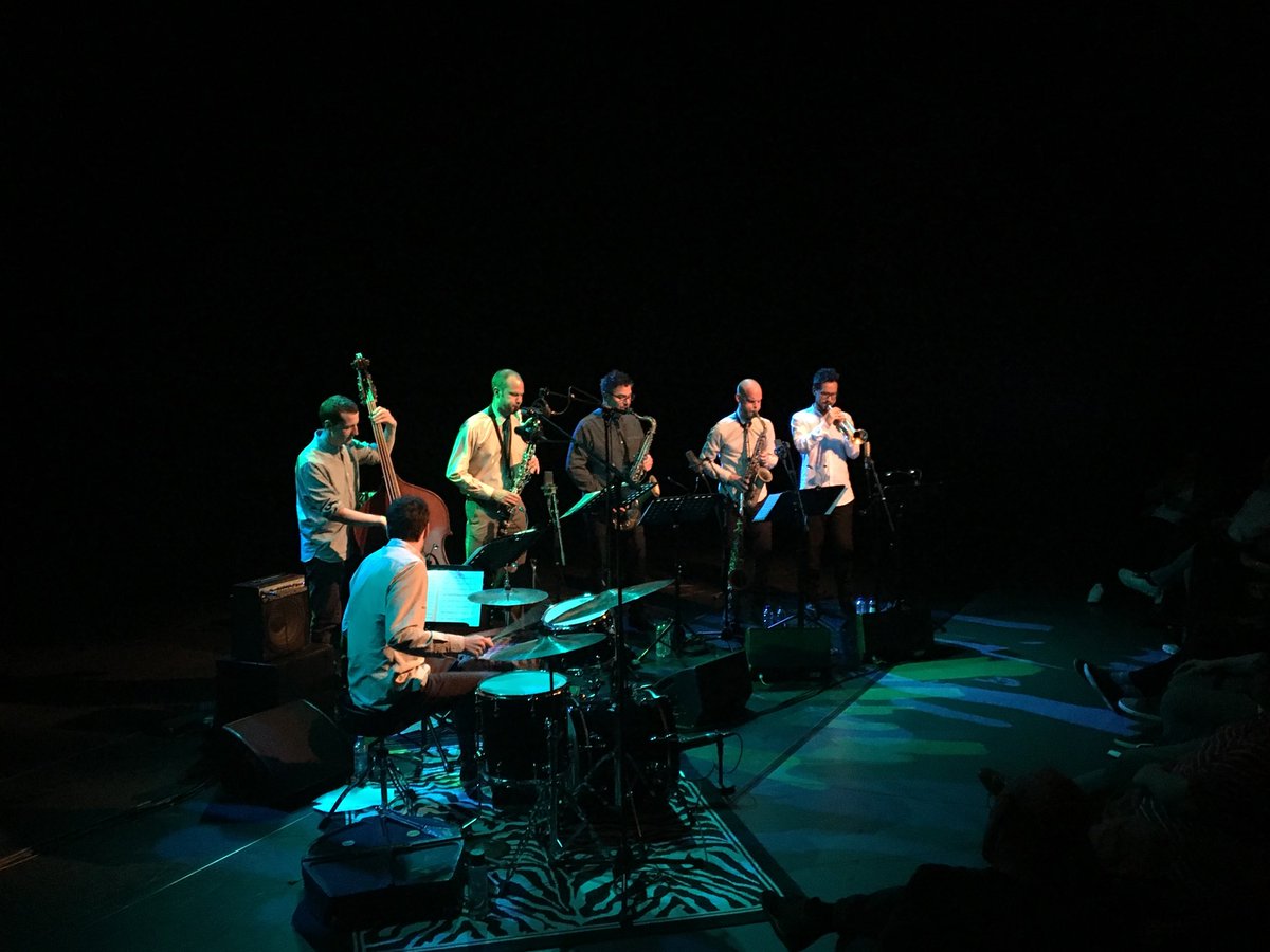 dennism's tweet photo. Maarten Hogenhuis, compositie-opdracht North Sea Jazz Festival #NSJF #NorthSeaRoundTown #NSRT #LantarenVenster #LV #Live #Jazz #Rdam https://t.co/qDjHJWIyq3