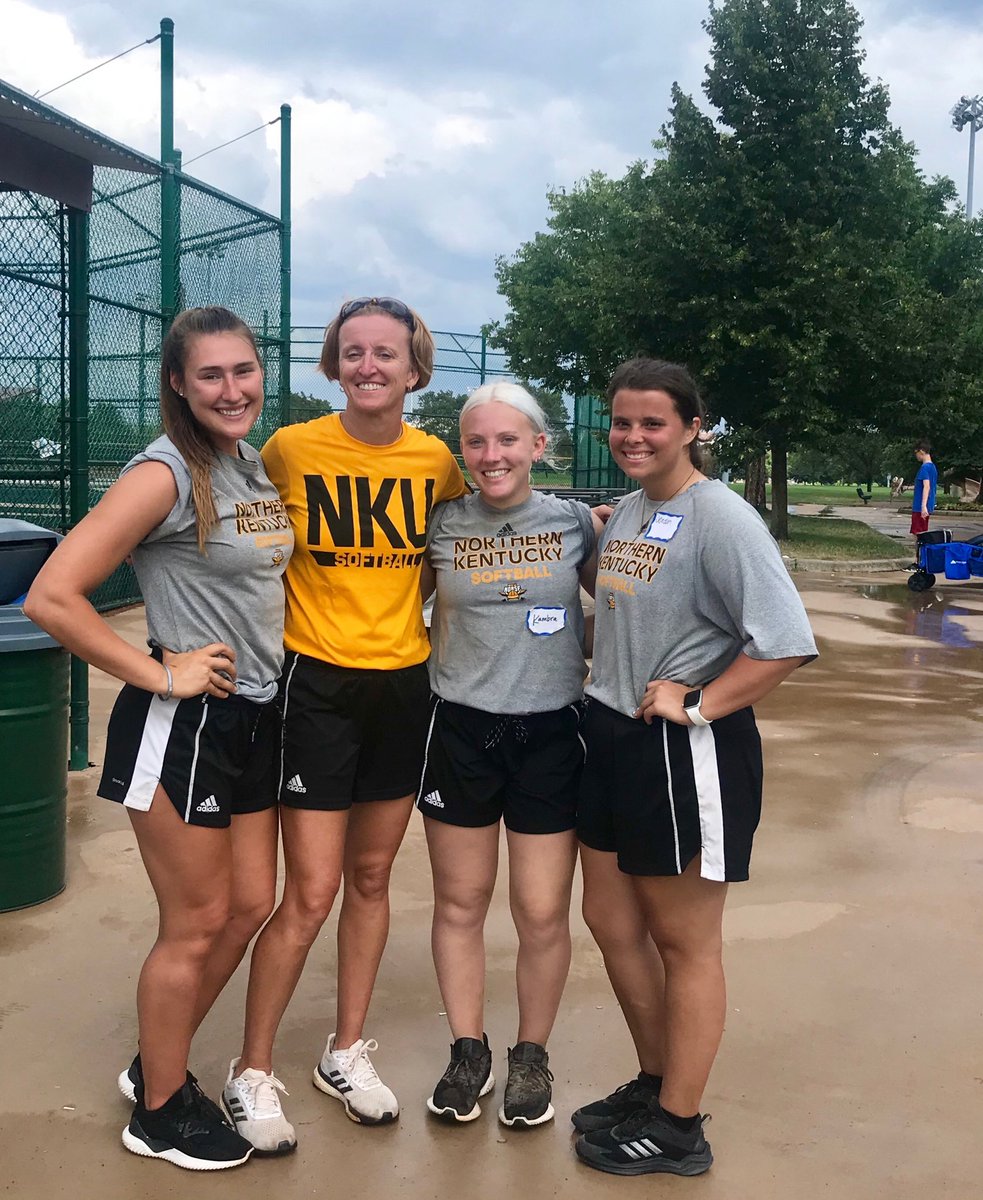 SBCoachG's tweet image. Great to work with our ⁦@NKUNorseSB⁩ players today at camp. #itrained #teachandlearn