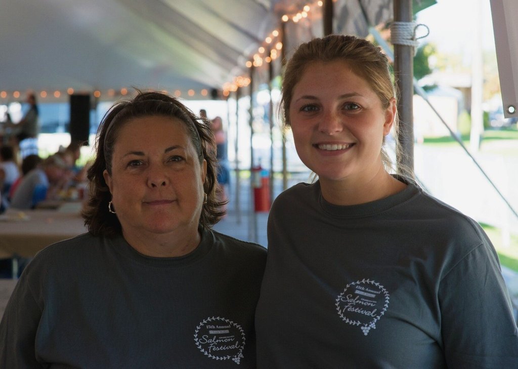 We 💙 our volunteers!
Join us for this year's Salmon Festival as a volunteer! Applications are now open to the public. Info on how to sign up is below! 👇

📸: Brian Fett

To sign up as a volunteer click here: bit.ly/2NKBSU9

#ghsalmonfest #visitgrandhaven #volunteer