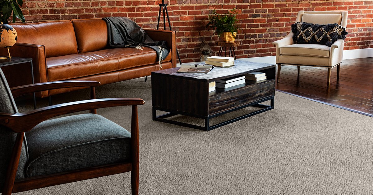 BlueRidgeFloor's tweet photo. After Hours is a subtle carpet with just enough texture to make a statement. | Featured: After Hours in Ashwood (carpet) and Casitablanca Mixed in Cabrillo Gold (hardwood). Want to order a carpet or hardwood sample? Call us today to learn more! https://t.co/kUMBvossMZ
