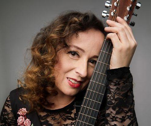edmontonjournal's tweet photo. Love songs vibrate with heart on new album from actress and singer Andrea House https://t.co/X5Ift5A53B https://t.co/ie1QtkuojC