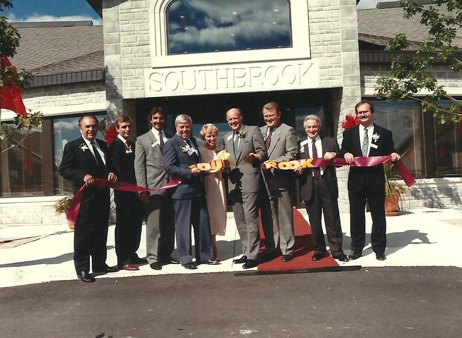 southbrook_'s tweet photo. #ThrowbackThursday to Southbrook 30 years ago!

#SouthbrookRetirement
#30thAnniversary
#1989
#30Years https://t.co/opam81wNvL