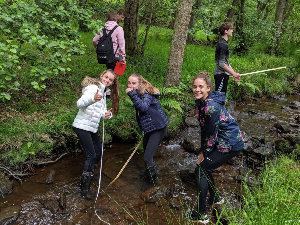 LJGeography's tweet photo. Day 2 in Danby and more investigations about how the river changes over its course 🏞️ #fieldwork #wetfeet https://t.co/r3ojkETIrq