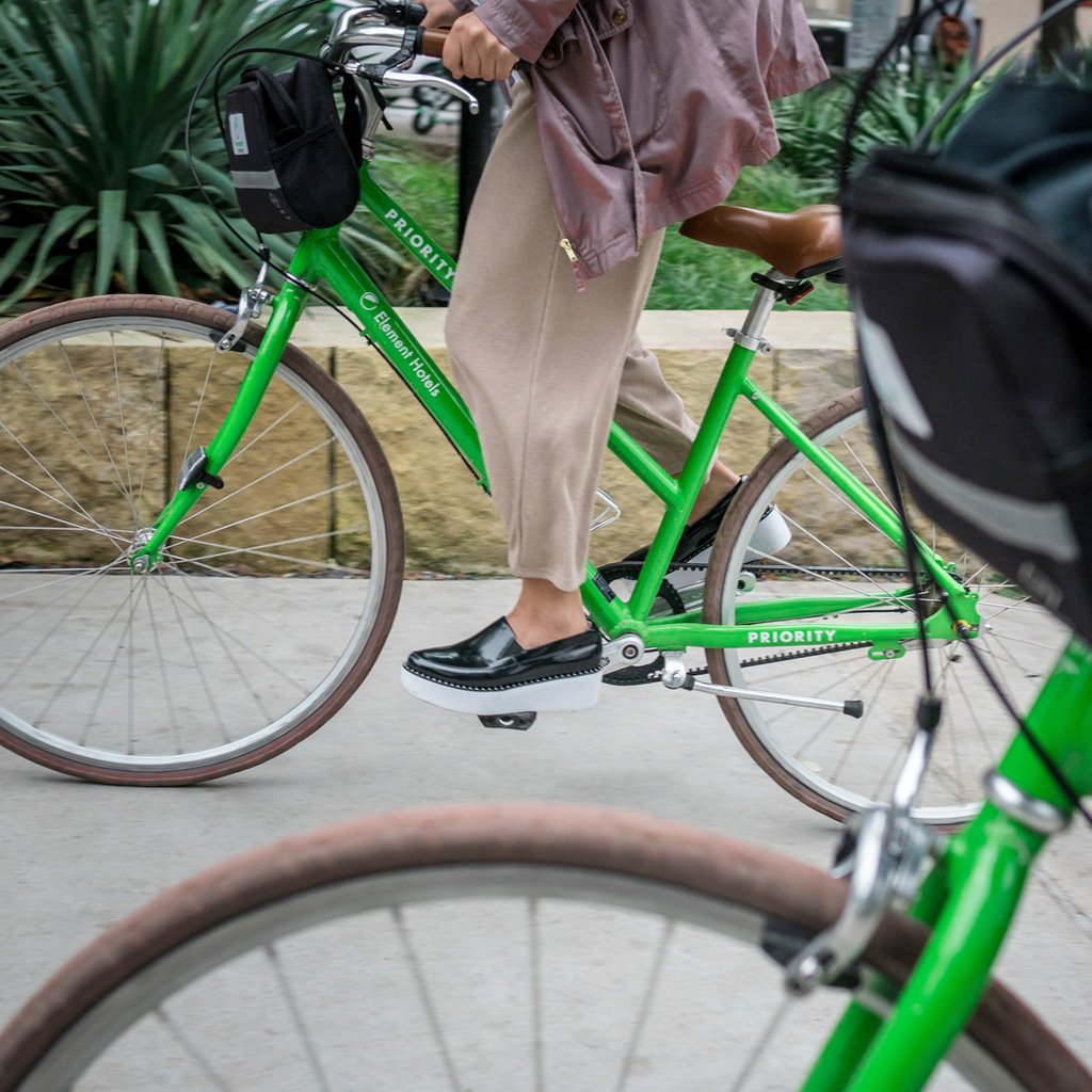 RidePriority's tweet photo. #tbt to making a fleet of special-edition bikes for our friends at #ElementHotels. When you stay at one of their properties, be sure to take advantage of their “Bikes to Borrow” program to explore your surroundings on a co-branded Priority Classic Plus. #PriorityBicycles https://t.co/53mTtCSF2d